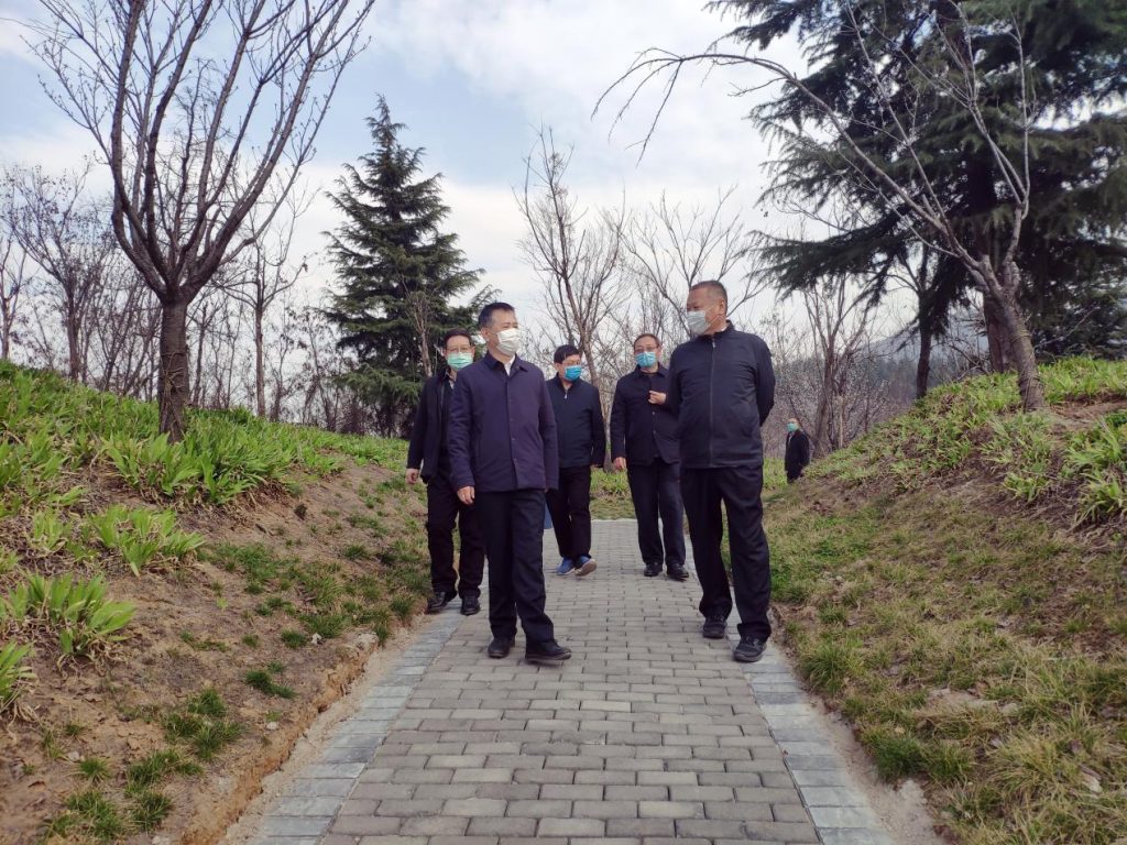 省森林公安马利民局长调研秦岭国家植物园森林防火工作