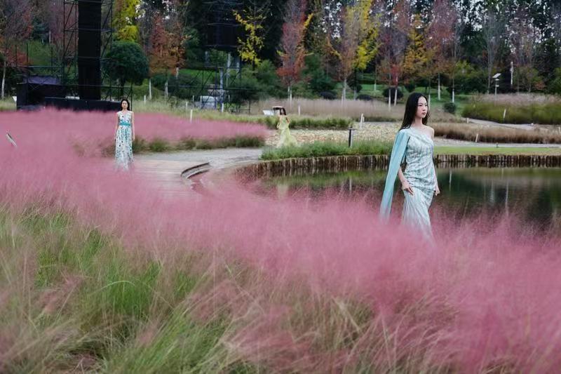 在秦岭脚下体验生态艺术交织盛宴 感受秦岭万物和合之美 在秦岭脚下体验生态艺术交织盛宴 感受秦岭万物和合之美
